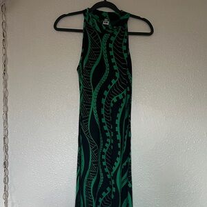 Elegant Black and Green Maxi Dress